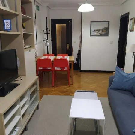 Appartement Carmen'S Apartment In Oviedo *